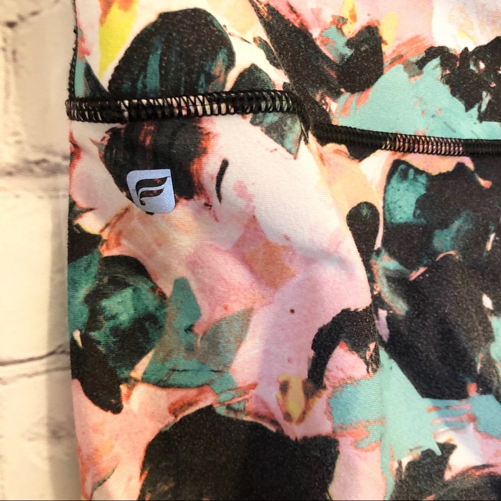 Fabletics Mid-Rise Powerhold Cropped Leggings - image 7